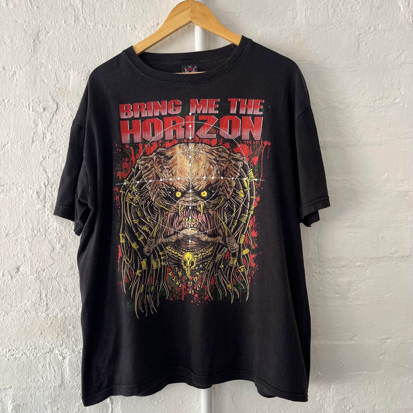 Bring Me The Horizon Predator Rip Band T-Shirt 2010s XL