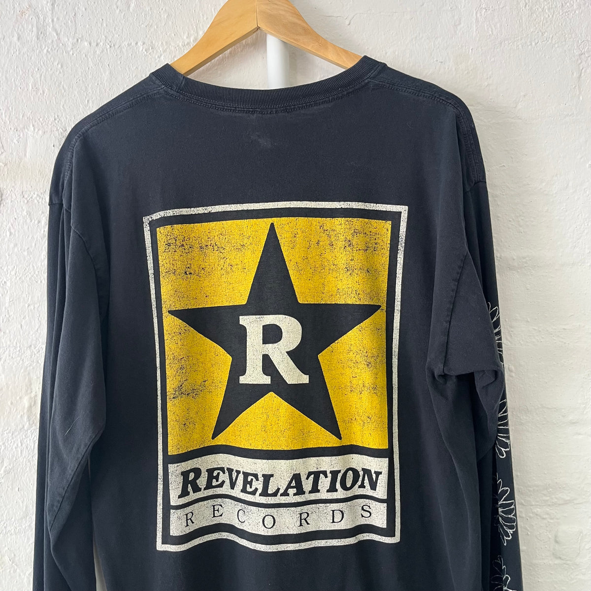 Give Sonic Bloom Revelation Records Longsleeve hardcore Band T-Shirt Large 2014