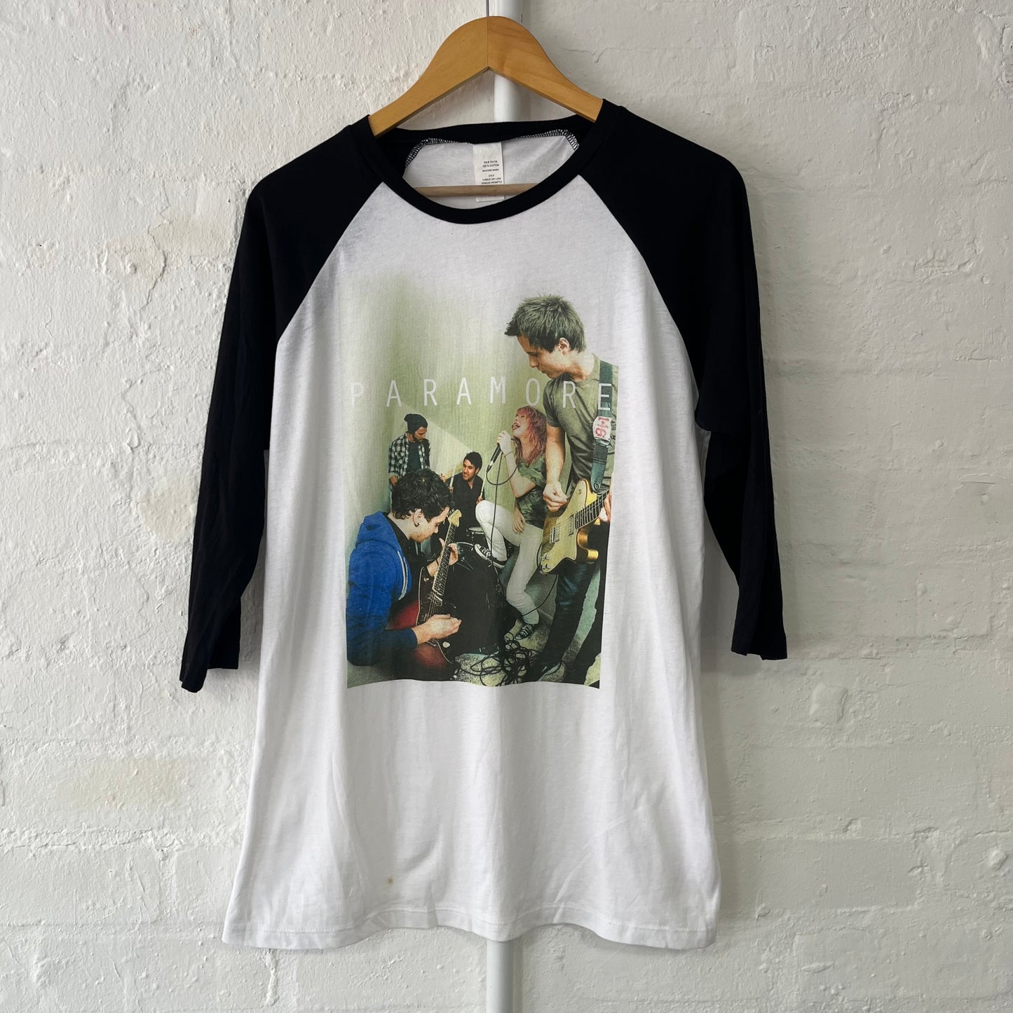 Paramore Raglan 3/4 Longsleeve Band T-Shirt Large 2000s