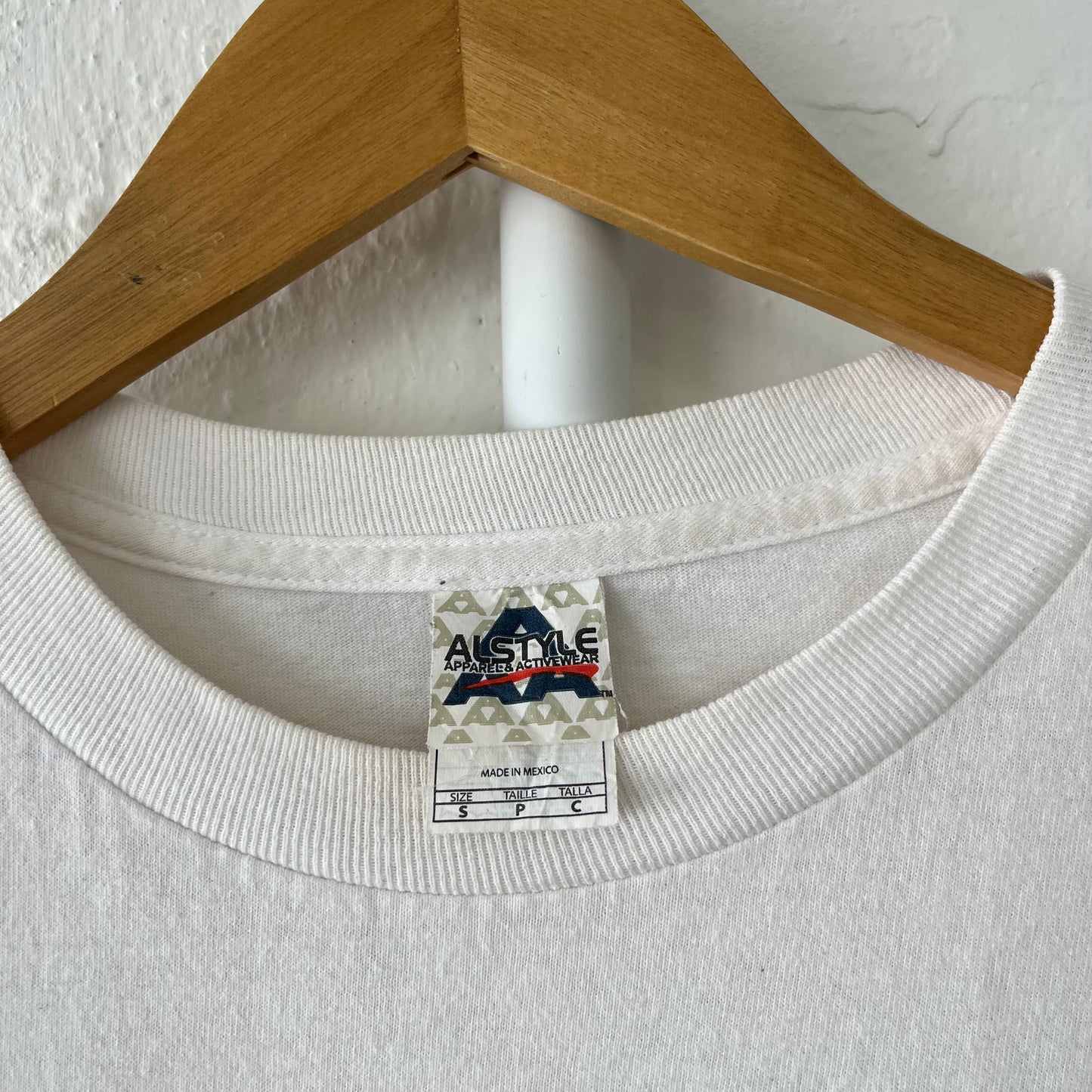 Basement Pixel Couple Band T-Shirt Small 2010s
