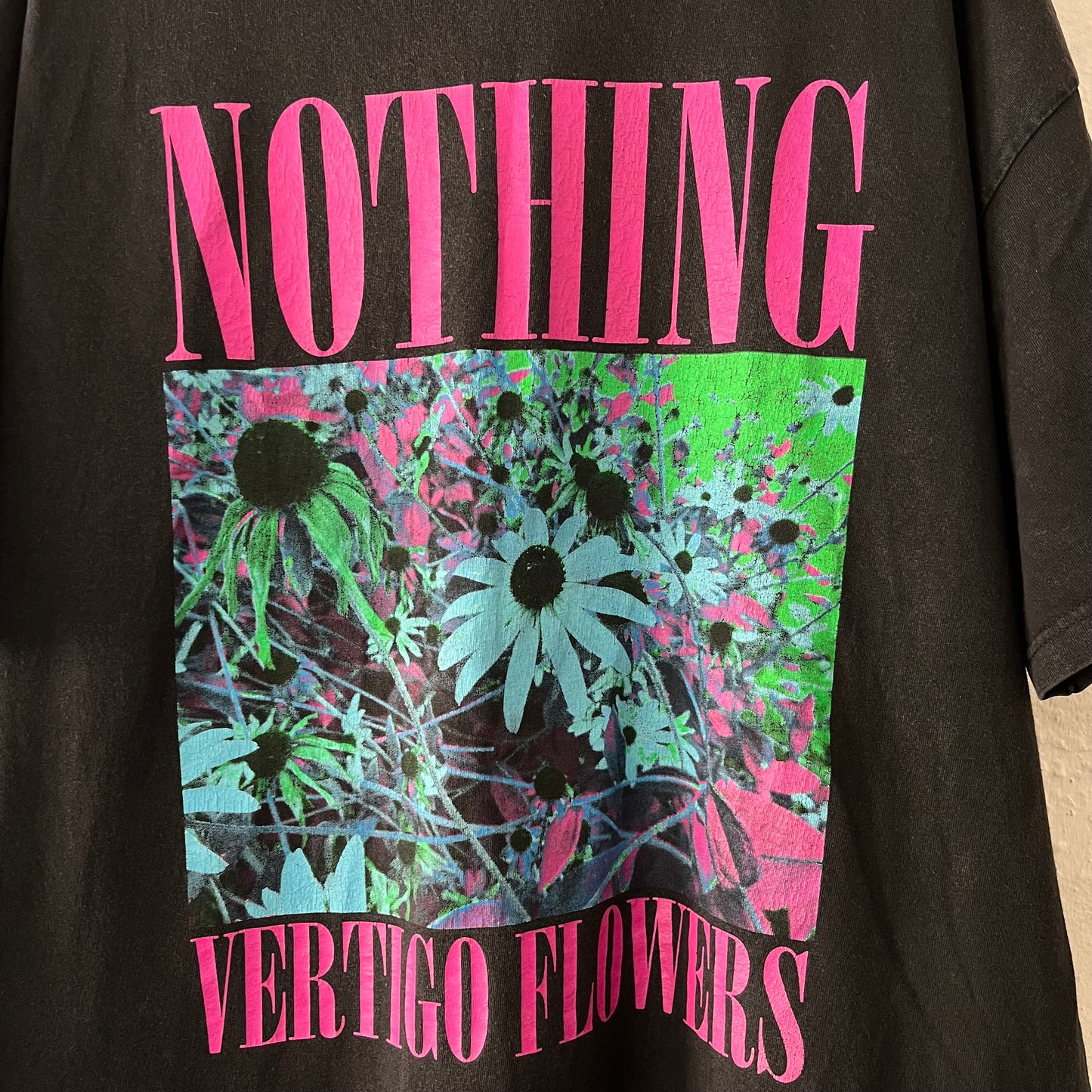 Nothing Vertigo Flowers Band T-Shirt 2010s XXL