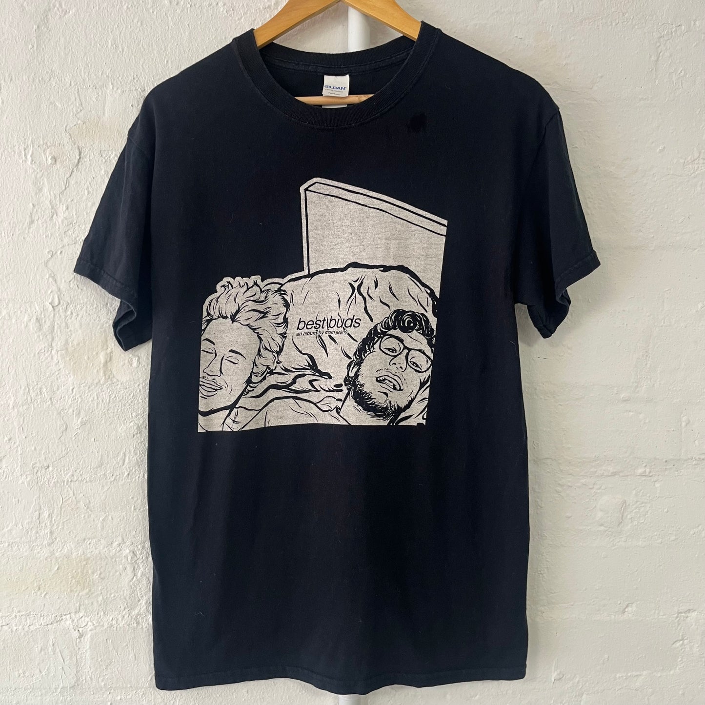 Mom Jeans Best Buds Album Band T-Shirt Medium 2010s
