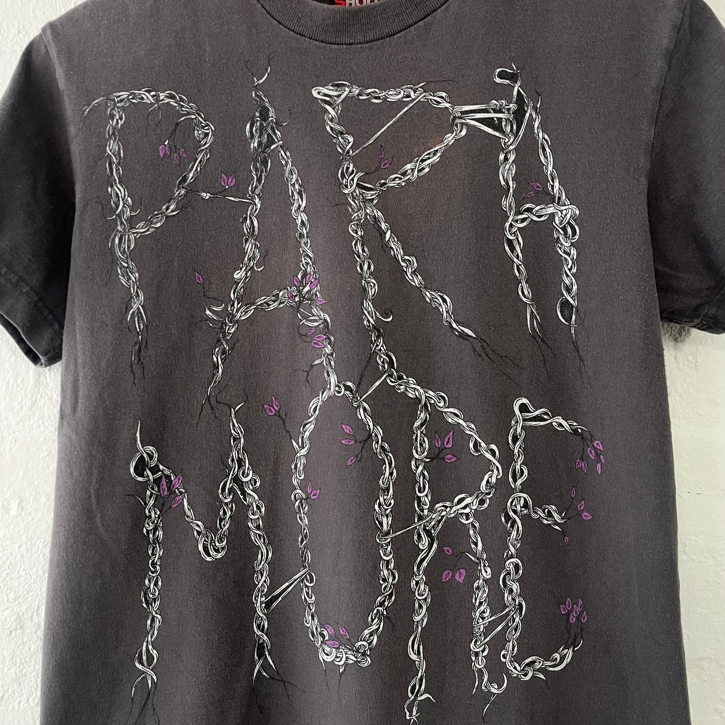 Paramore All Over Print Spellout Band T-Shirt Small 2000s