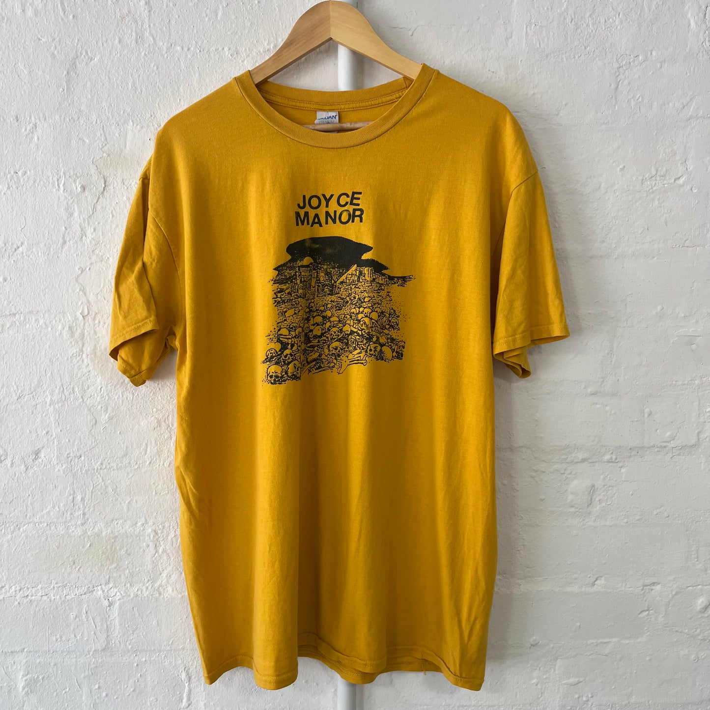 Joyce Manor Skull Pile Band T-Shirt XL