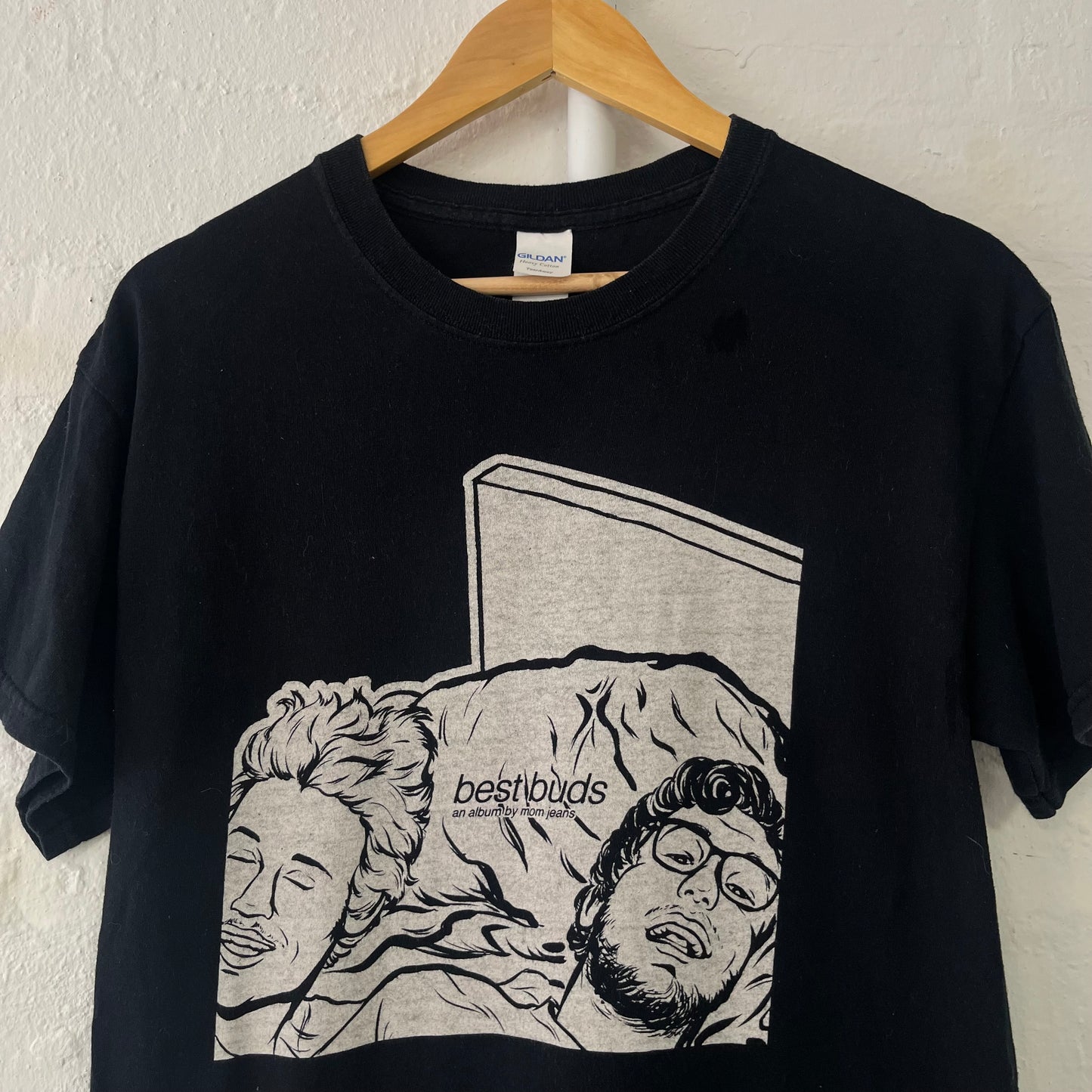 Mom Jeans Best Buds Album Band T-Shirt Medium 2010s