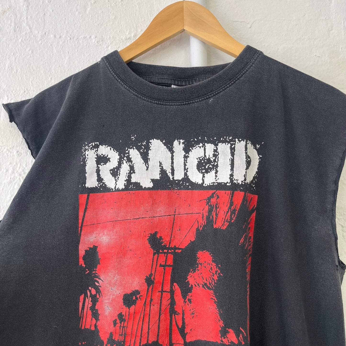 Rancid Vest/Cut Off Band T-Shirt Large 2000s Punk